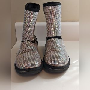 Shoe Show Holographic Chalet Boots 6.5M
